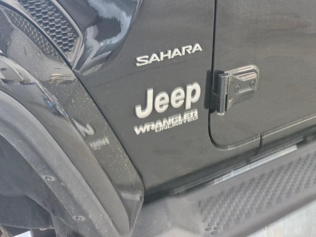 2020 Jeep Wrangler Unlimited Sahara - Photo 9