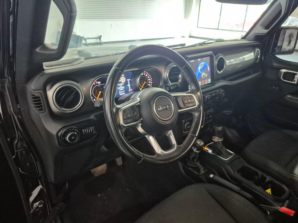 2020 Jeep Wrangler Unlimited Sahara - Photo 11