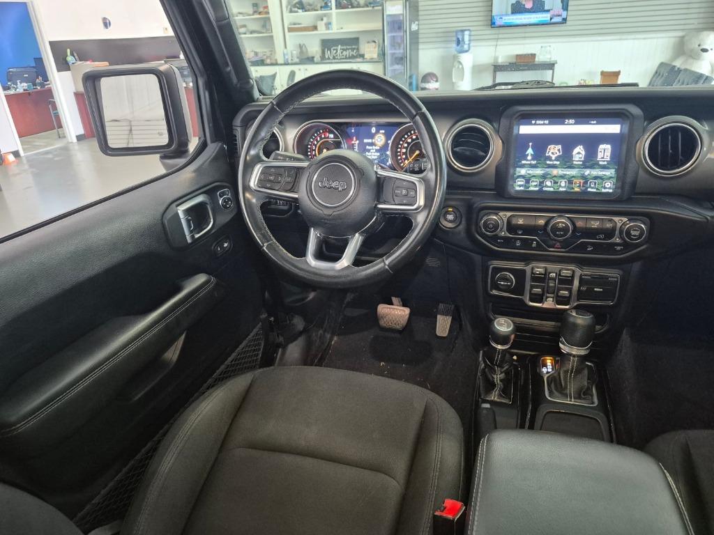 2020 Jeep Wrangler Unlimited Sahara - Photo 17