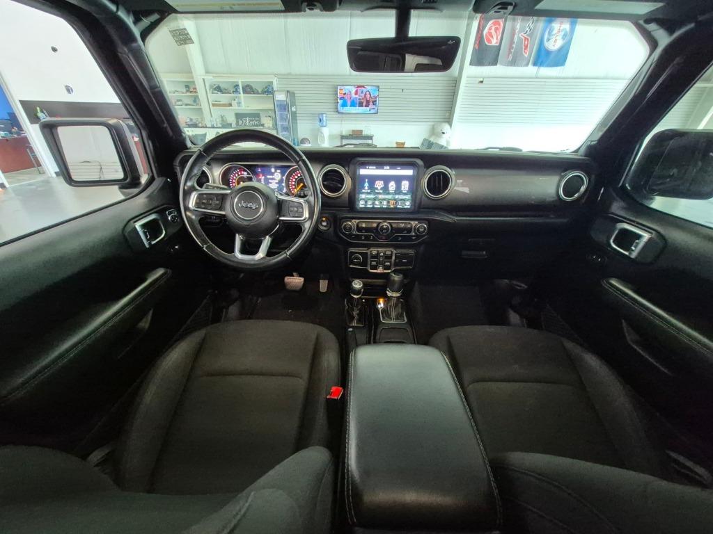 2020 Jeep Wrangler Unlimited Sahara - Photo 16