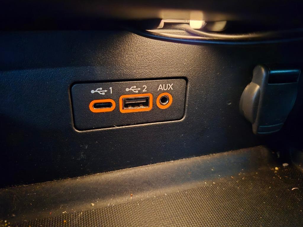 2021 Nissan Altima SV - Photo 16