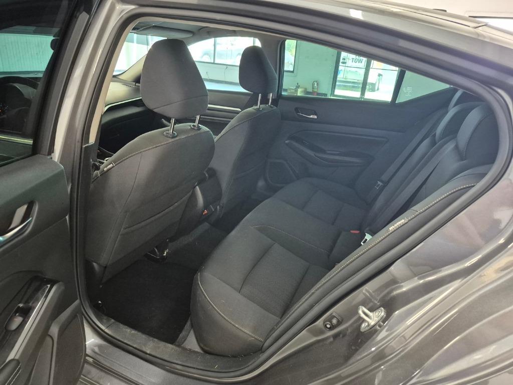 2021 Nissan Altima SV - Photo 12