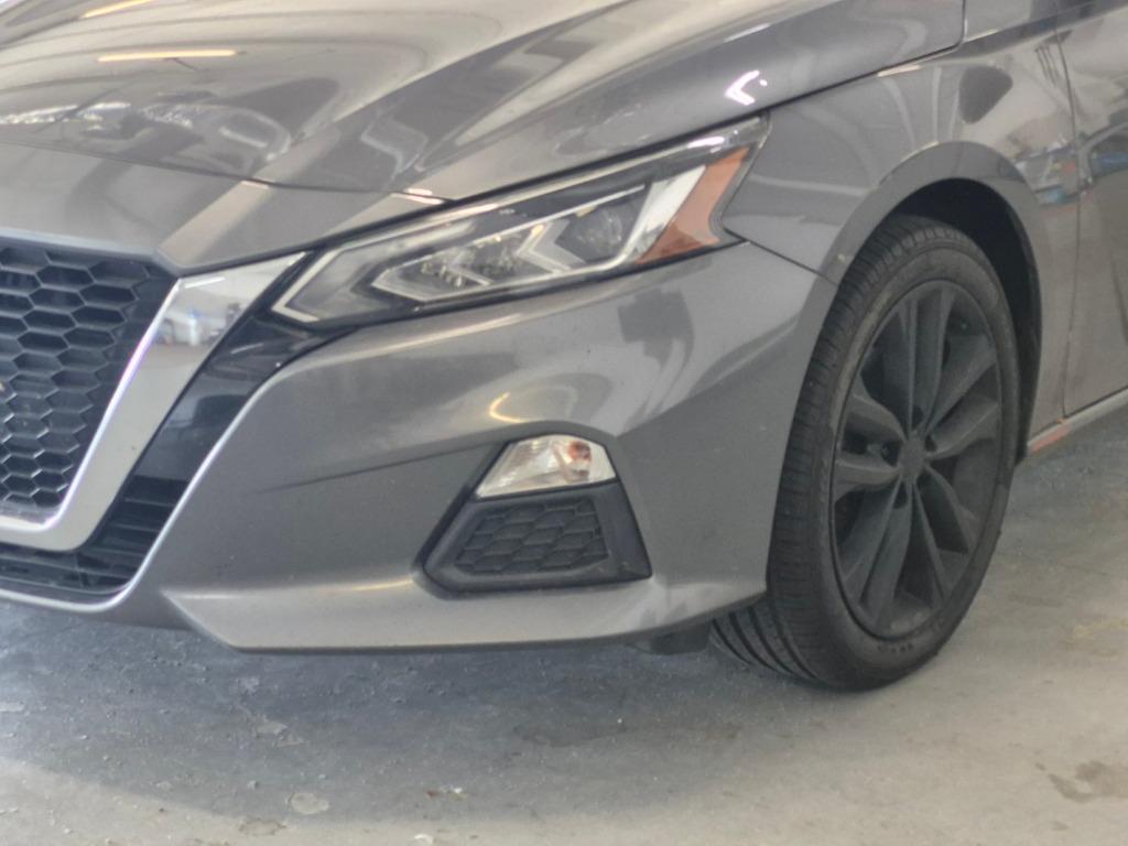 2021 Nissan Altima SV - Photo 7