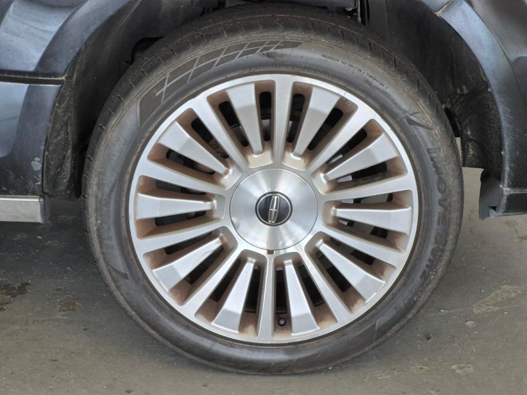 2015 Lincoln Navigator Base - Photo 11
